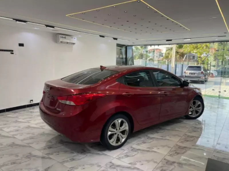 Hyundai Sonata   - 2014