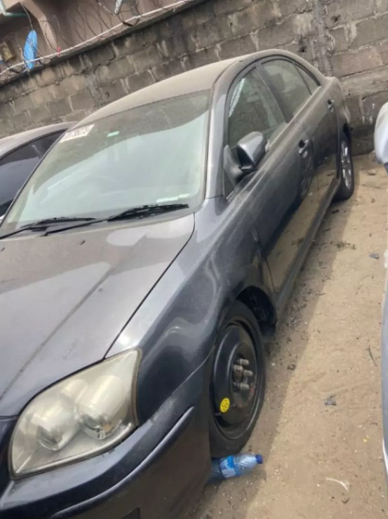 Toyota Avensis - 2008