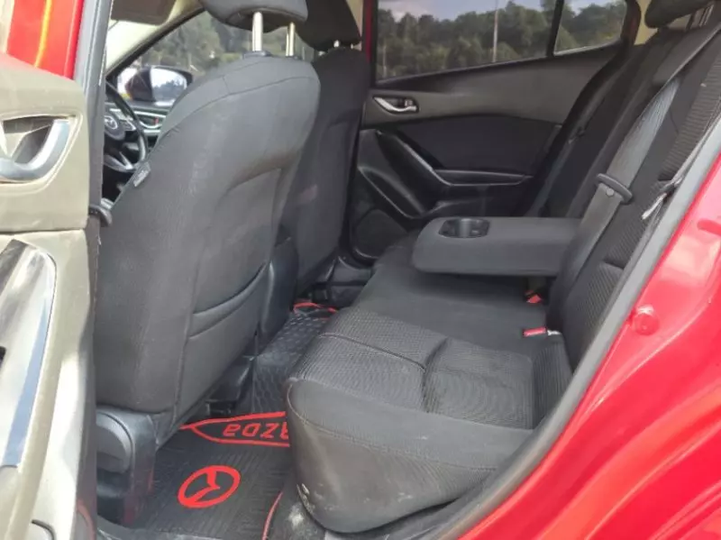 Mazda Axela    - 2017