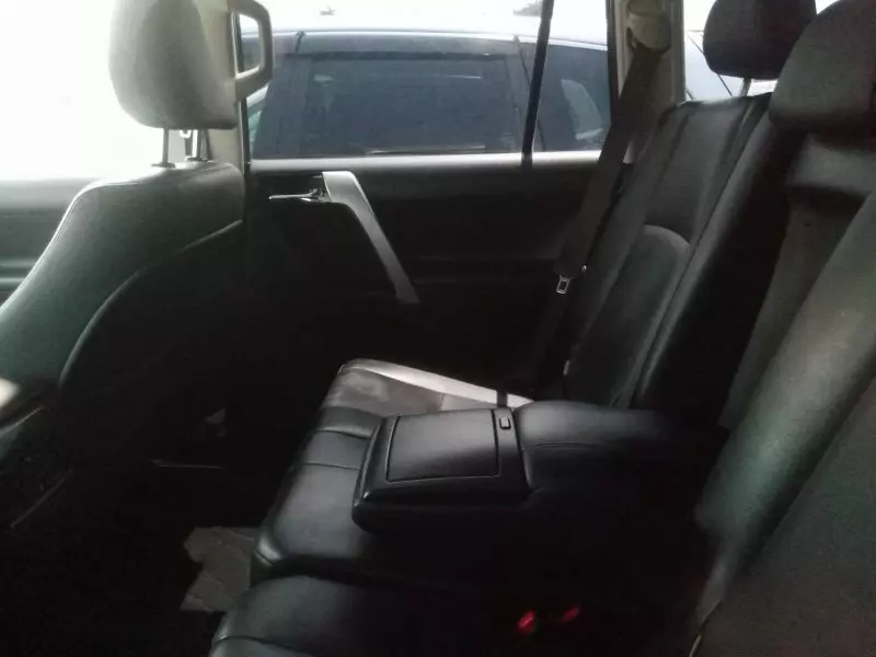 Toyota Landcruiser Prado   - 2016