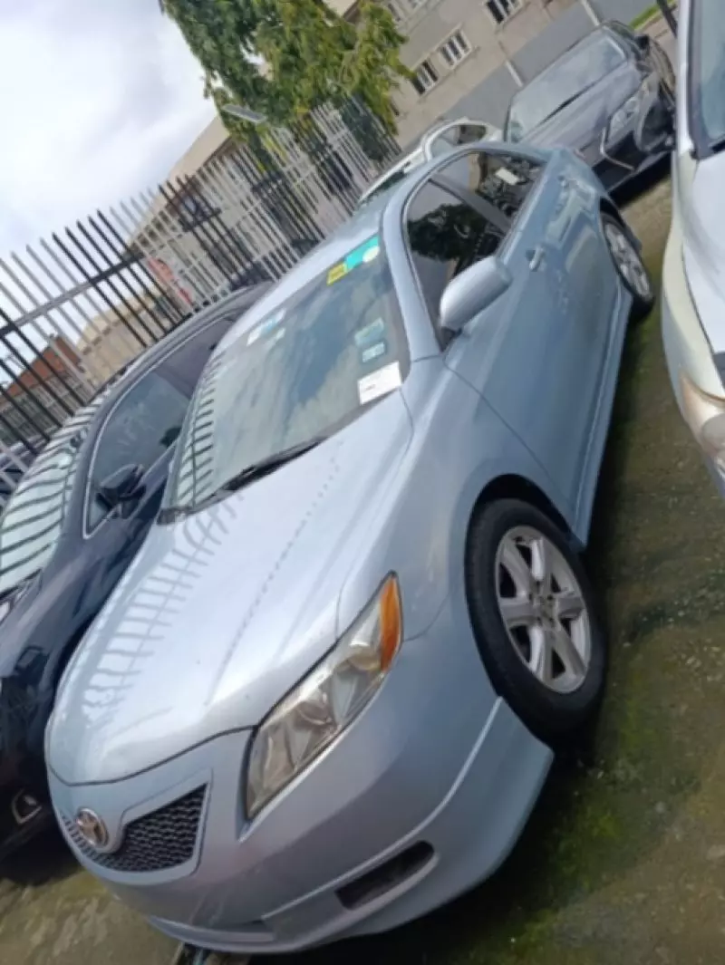 Toyota Camry   - 2007