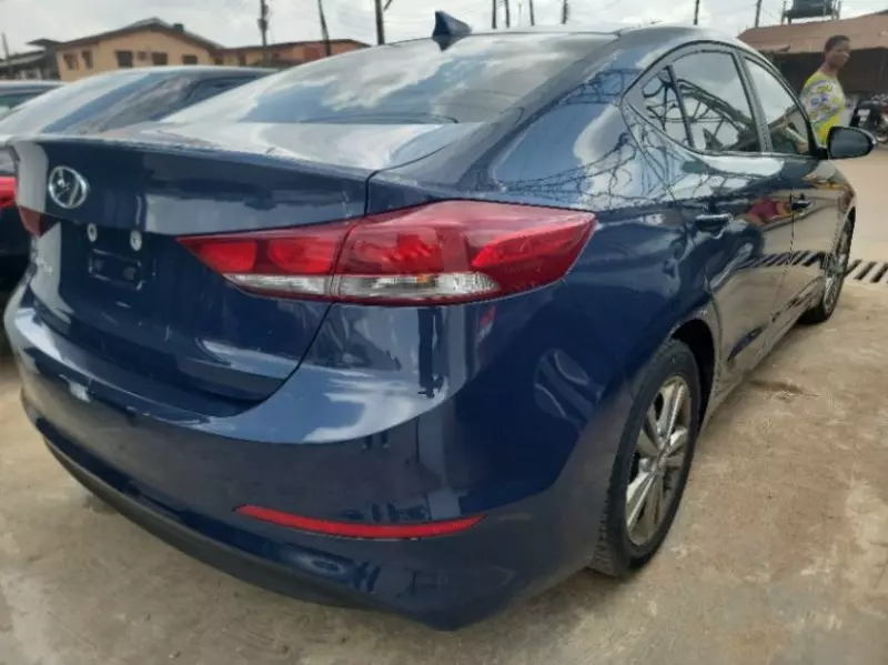 Hyundai Elantra   - 2017