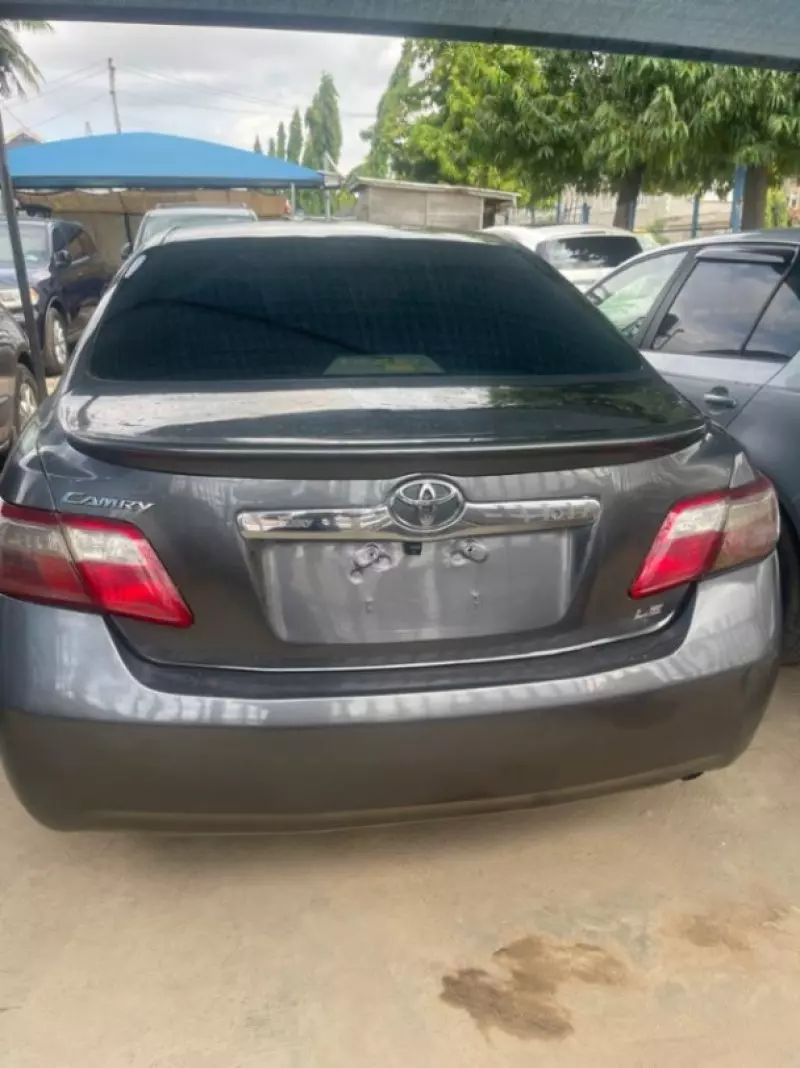 Toyota camry   - 2007