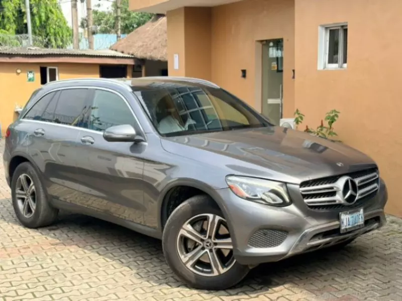 Mercedes-Benz GLC 300