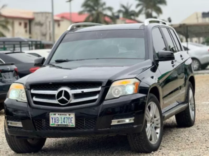 Mercedes-Benz GLK 350   - 2009