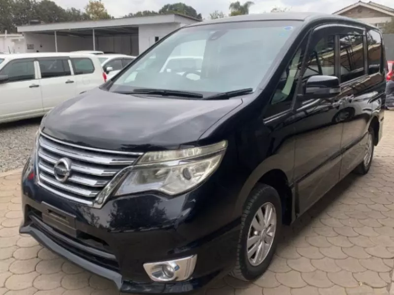 Nissan Serena   - 2016