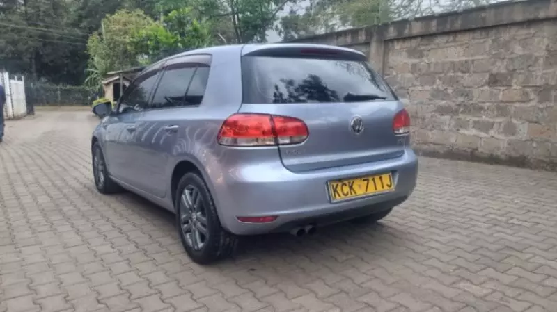 Volkswagen Golf   - 2009