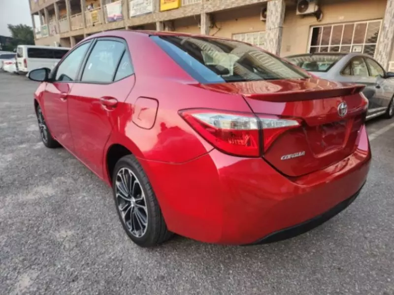 Toyota Corolla   - 2014