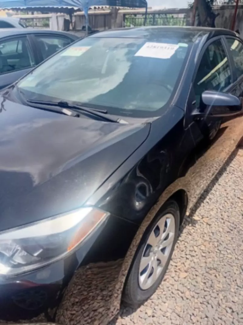 Toyota Corolla   - 2016