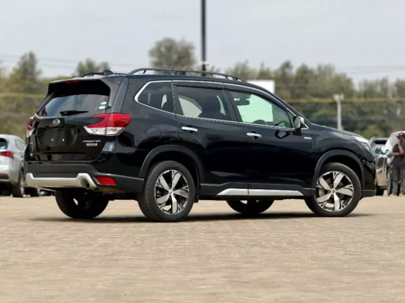 Subaru Forester   - 2018