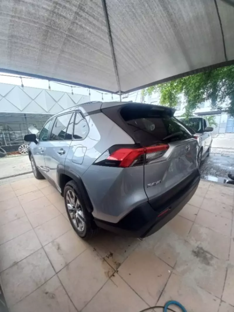 Toyota Rav4   - 2020
