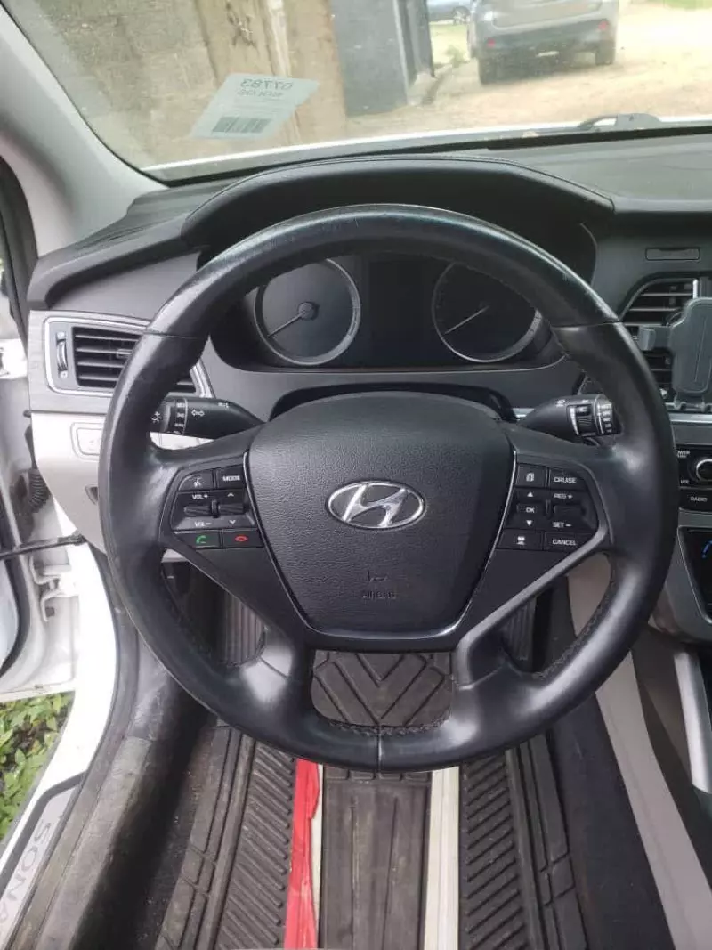 Hyundai Sonata   - 2015
