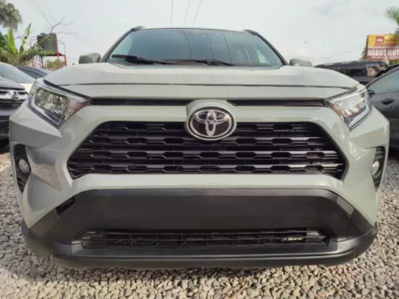Toyota RAV4   - 2020