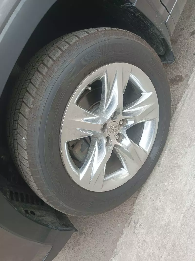 Toyota Highlander   - 2015