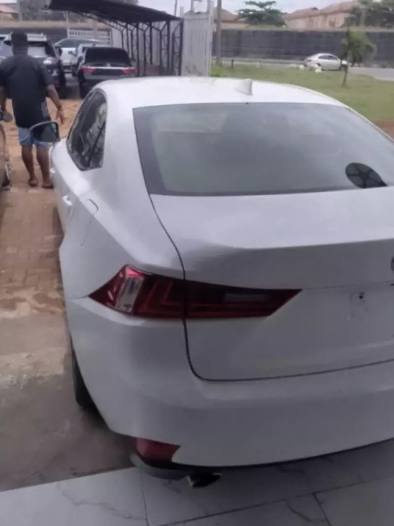 Lexus IS 250   - 2014