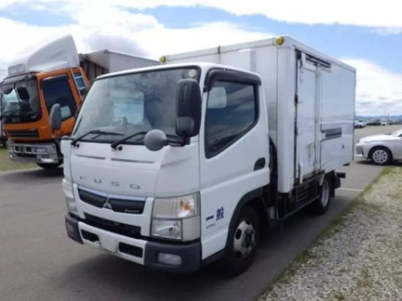 Mitsubishi Canter   - 2018