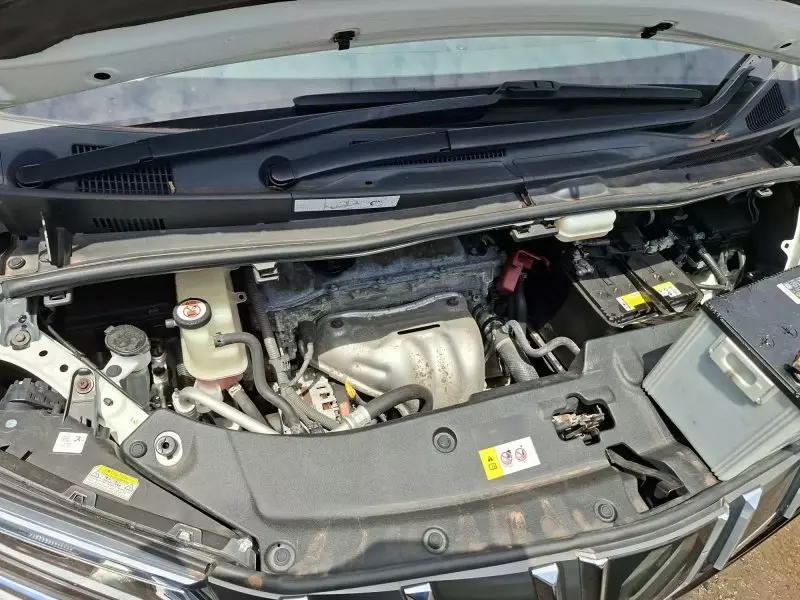 Toyota Alphard   - 2020