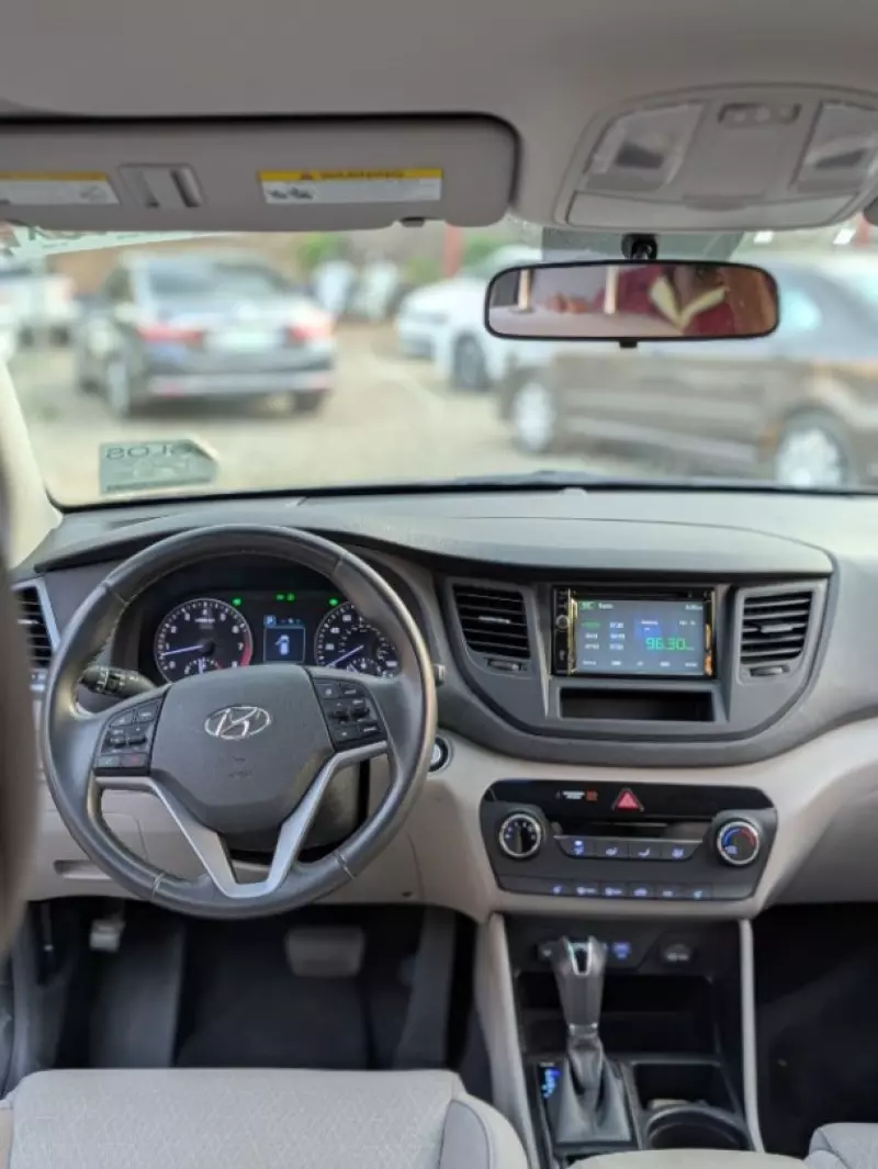 Hyundai Tucson   - 2017