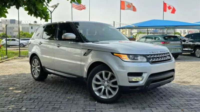 RANGE ROVER HSE LR4   - 2015