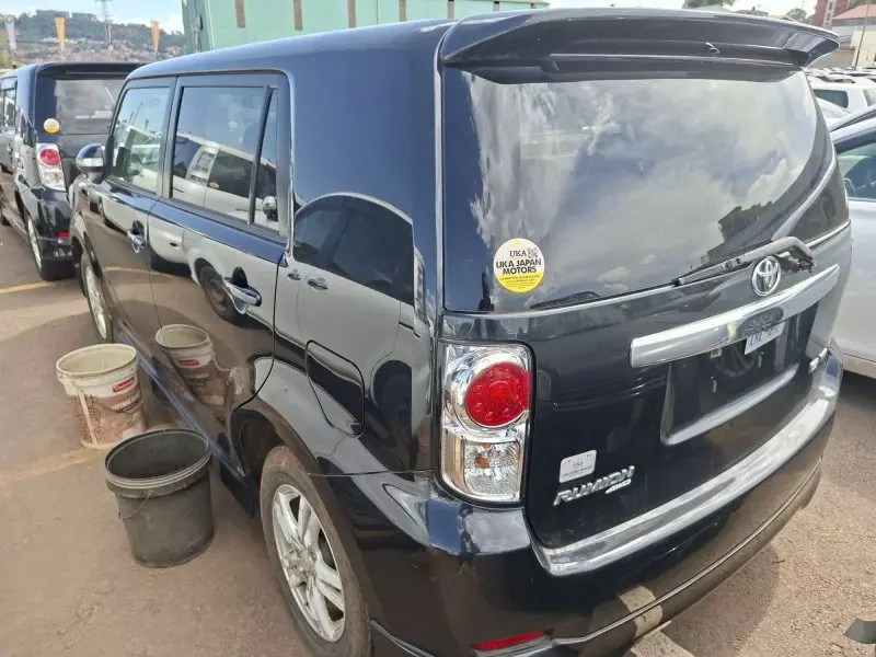 Toyota Rumion   - 2013