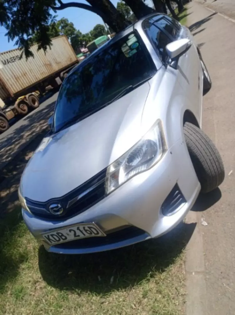Toyota Fielder    - 2014