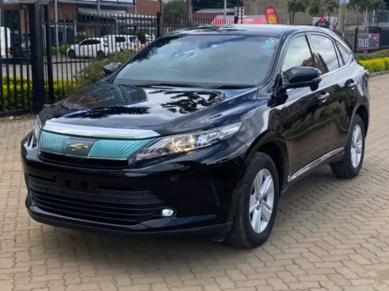 Toyota Harrier   - 2018