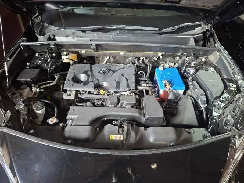 Toyota Harrier hybrid    - 2020