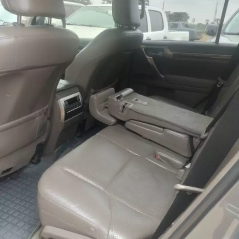 Lexus GX 460   - 2010