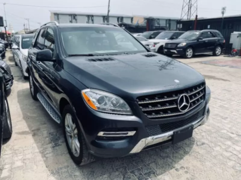 Mercedes-Benz ML-Class   - 2015