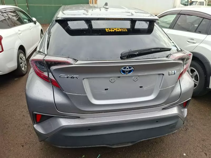 Toyota C-HR   - 2017