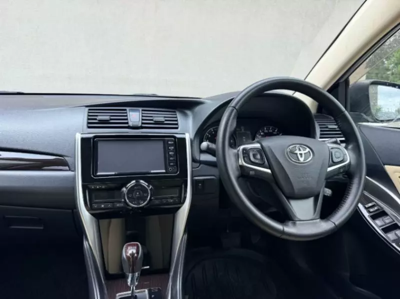 Toyota Allion    - 2017