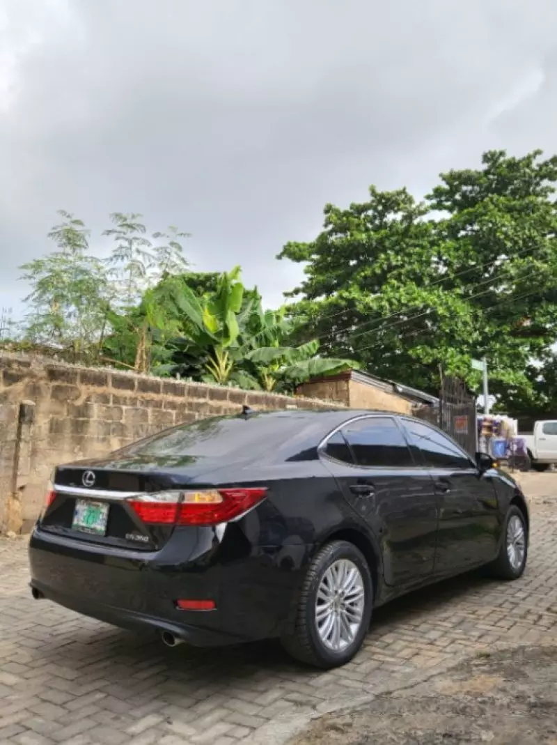Lexus ES 350