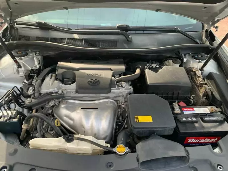 Toyota Camry   - 2013