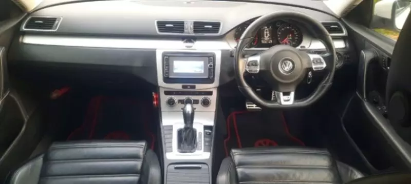 Volkswagen Passat   - 2014