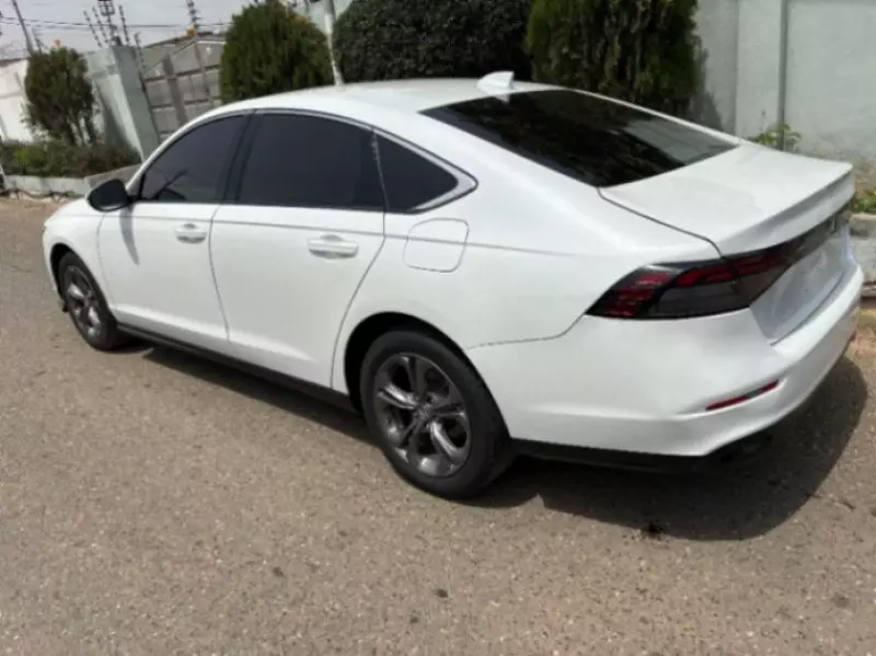 Honda Accord   - 2023