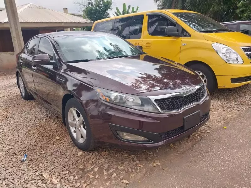 KIA Optima   - 2012