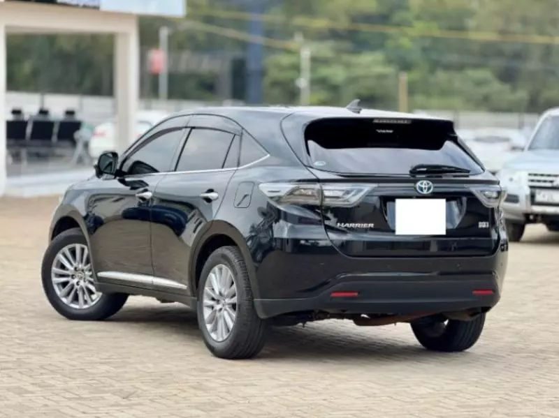 Toyota Harrier   - 2015