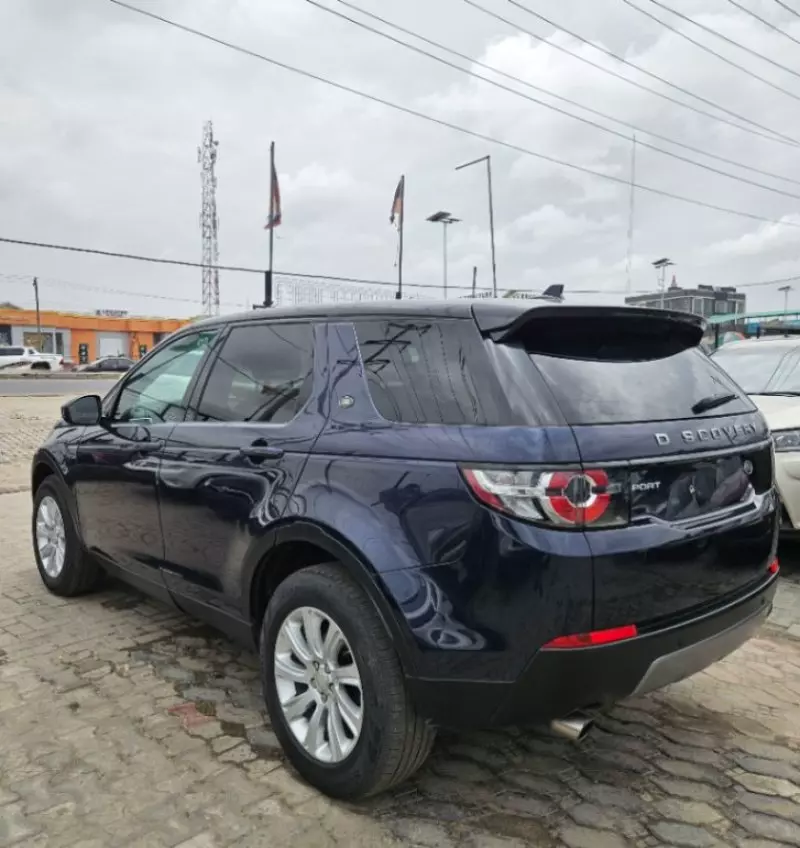 Land Rover Discovery Sport   - 2016
