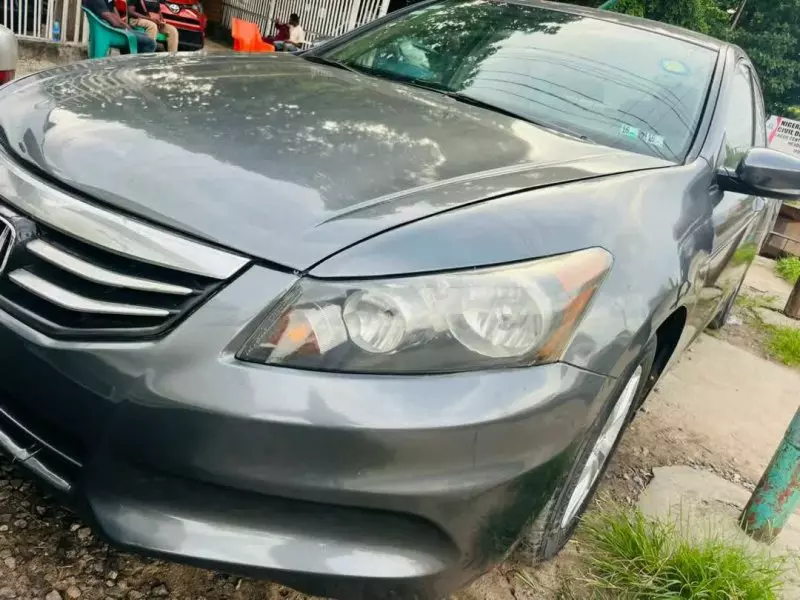 Honda Accord   - 2009