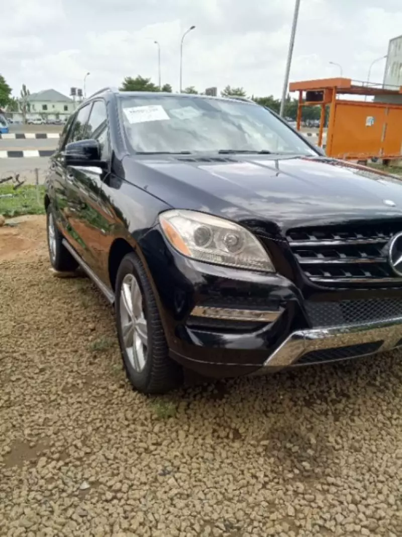Mercedes-Benz ML 350   - 2012