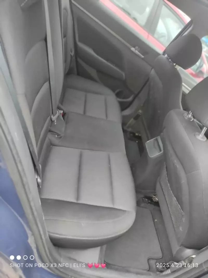 Hyundai Elantra   - 2017