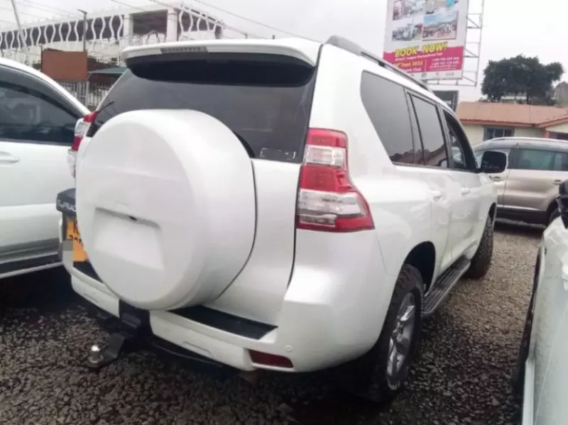 Toyota Prado   - 2016