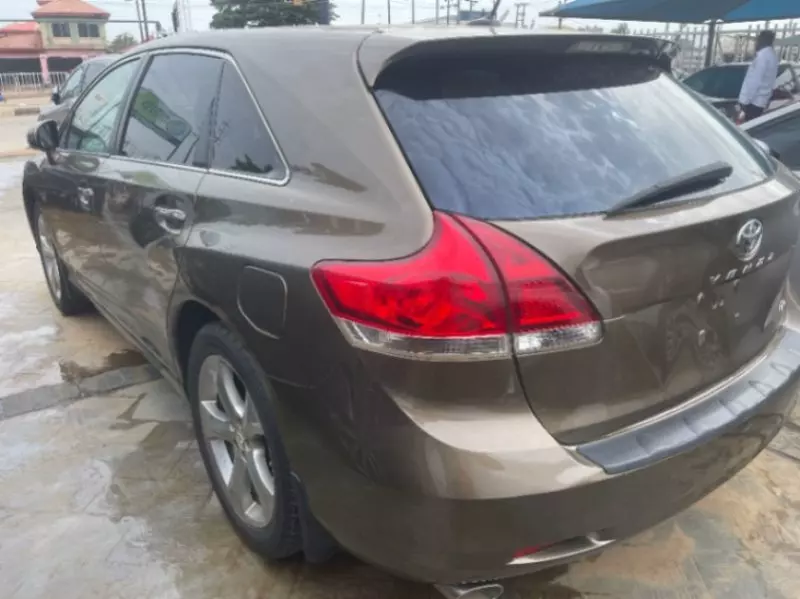 Toyota Venza   - 2009