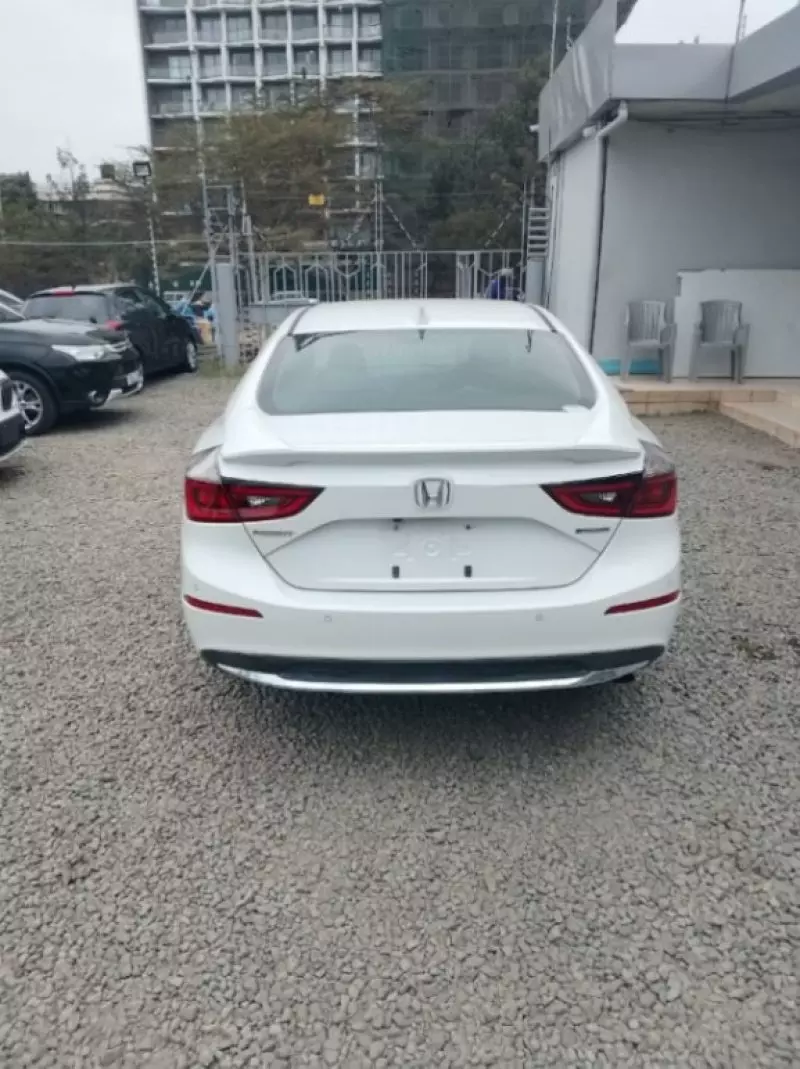 Honda Insight   - 2019