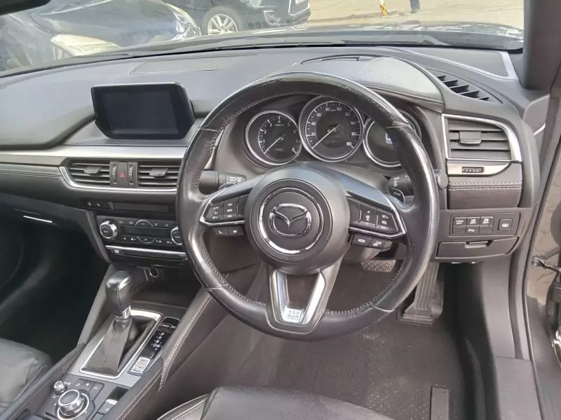 Mazda Atenza    - 2017
