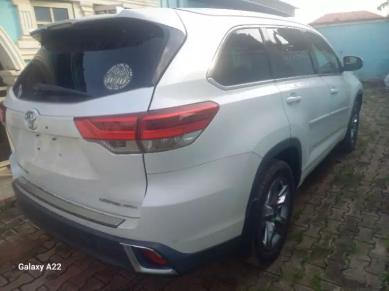 Toyota Highlander - 2018