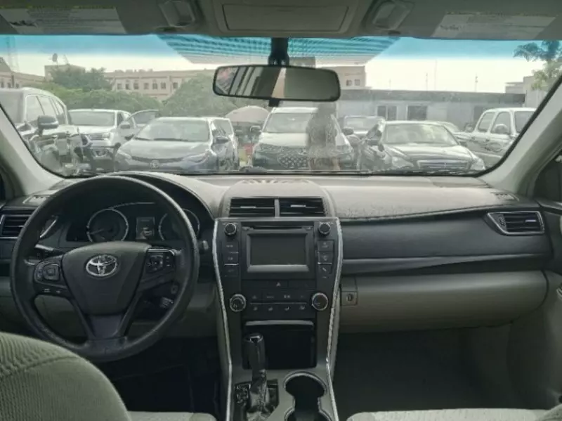 Toyota Camry   - 2016