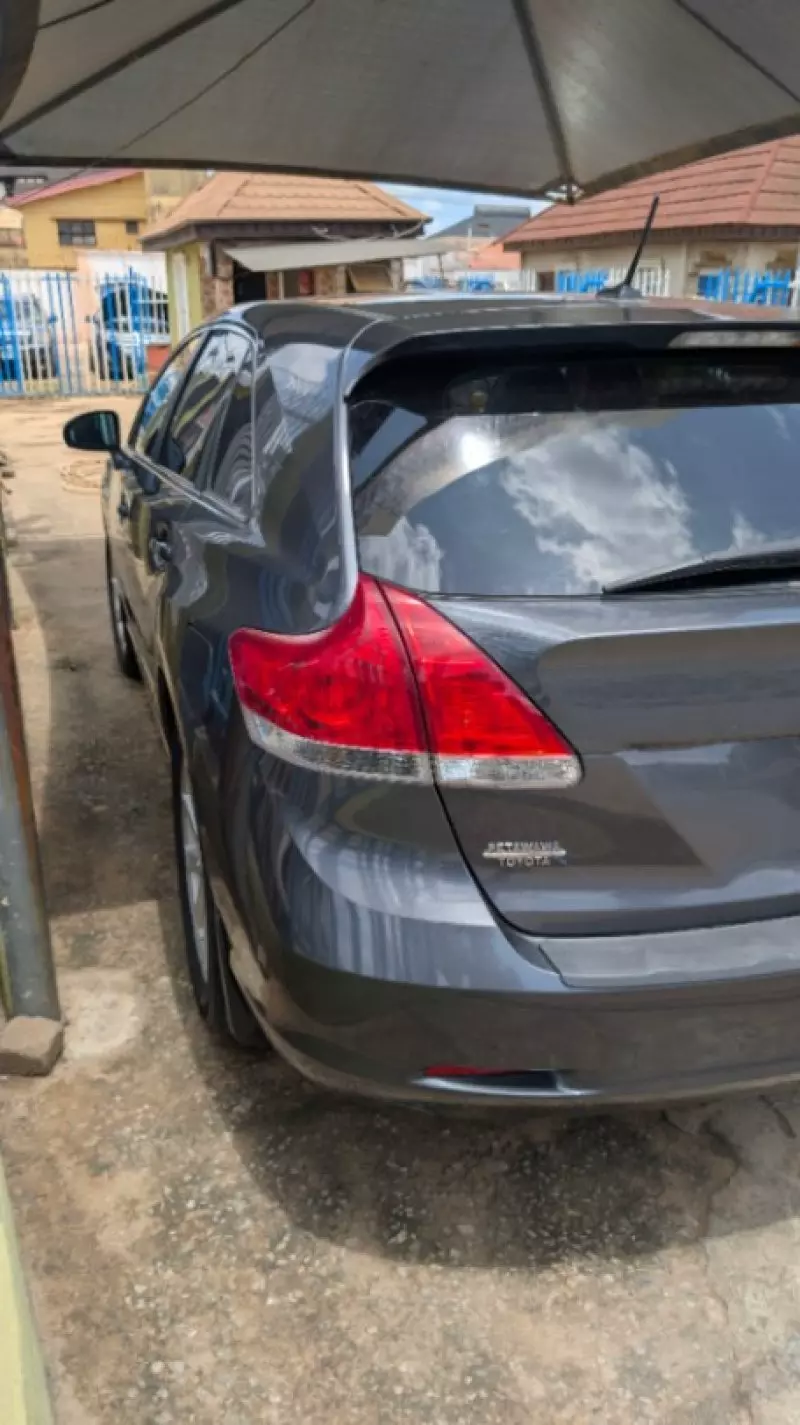 Toyota Venza   - 2013