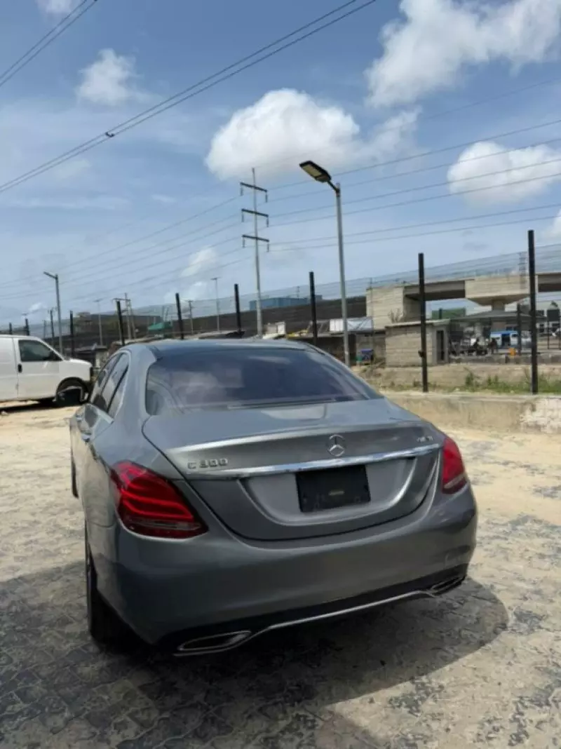 Mercedes-Benz C-Class   - 2015