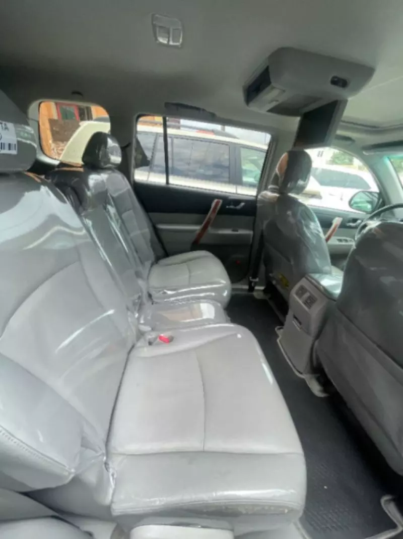 Toyota Highlander   - 2008